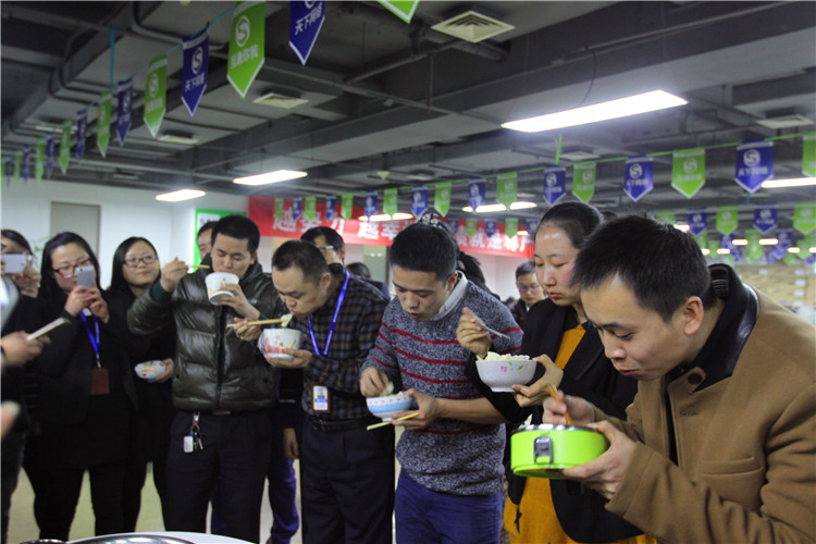 天互數(shù)據(jù)2015冬至總動(dòng)員，餃子大戰(zhàn)樂(lè)開(kāi)懷