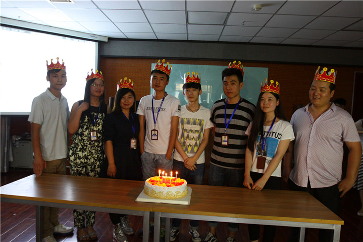 We are young 我們正年輕，天互數(shù)據(jù)6月生日會